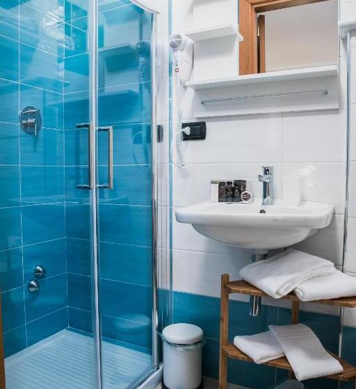 اتاق استاندارد با بالکن, Vittoria Guest House Salerno