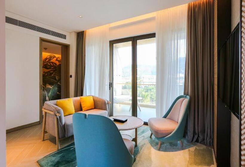 2 Bedrooms Suite Garden View, Holiday Inn Resort Qionghai Guantang, An Ihg