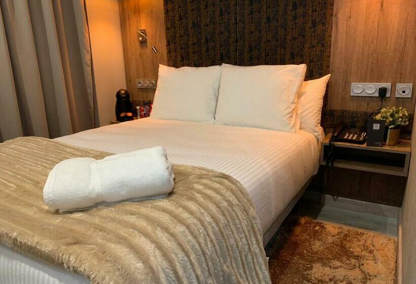 اتاق استاندارد یک نفره, Hercules Boutique