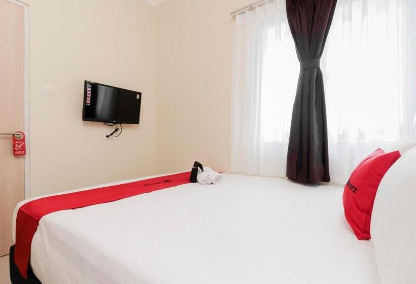 Номер Стандарт, Reddoorz Near Soekarno Hatta Airport