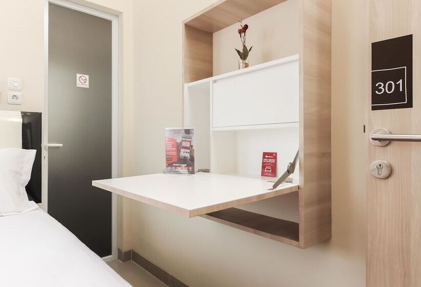 Номер Стандарт, Reddoorz Near Soekarno Hatta Airport