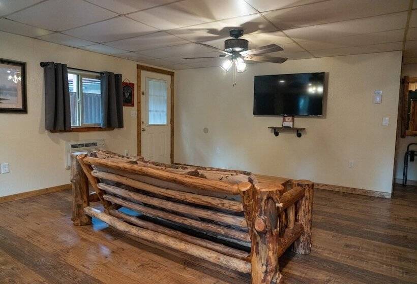 Люкс Премиум, Ouray Riverside Resort   Inn & Cabins