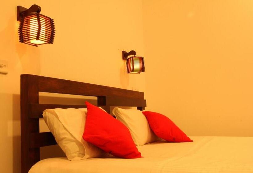 Трехместный Номер Deluxe, Olivi Palace