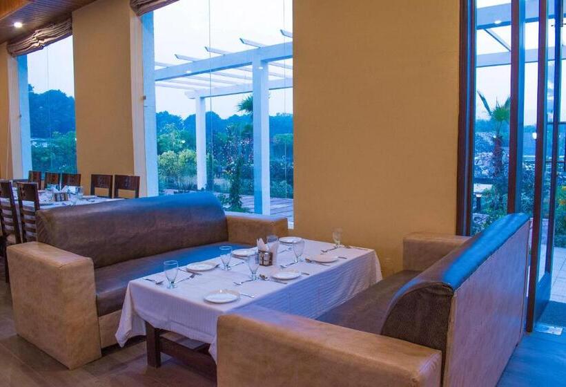 발코니 디럭스 룸, The Darien Resort