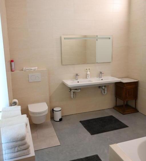带1个卧室的豪华公寓, Landlord Bij Leuven
