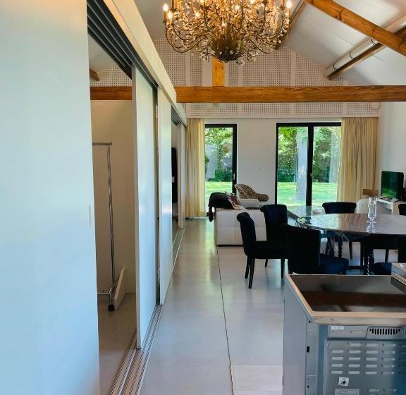 带1个卧室的公寓, Landlord Bij Leuven