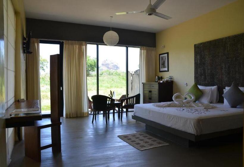 Deluxe Suite King Bed, Sigiriya King S Resort
