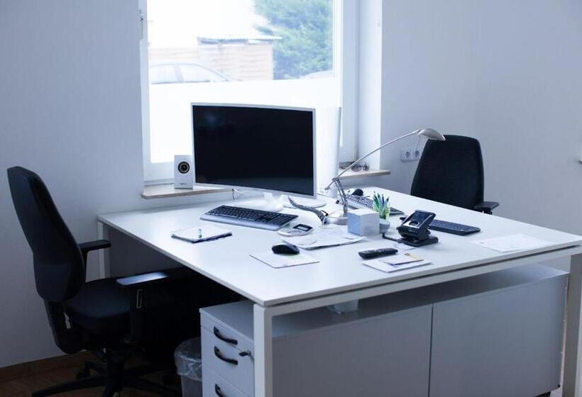 اتاق اکونومی, Hostel & Monteurzimmer Bei Hansezimmer