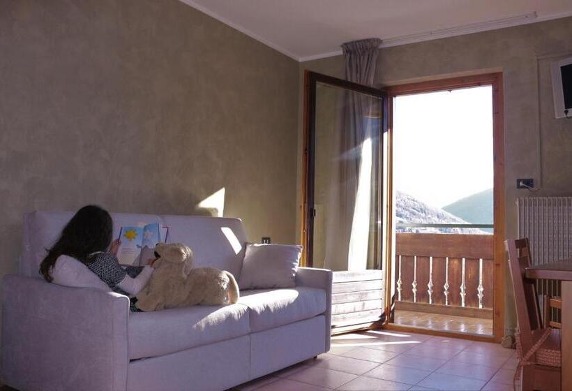 آپارتمان 1 خوابه با بالکن, Residence Fior D'alpe