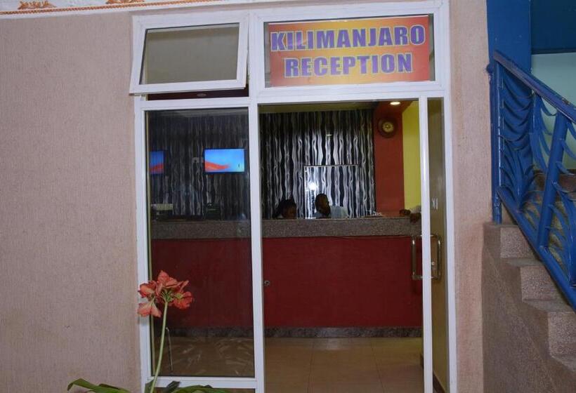 اتاق سوپریور, Kilimanjaro Inn Kampala
