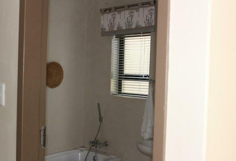 Номер Стандарт, Mosate Guest House