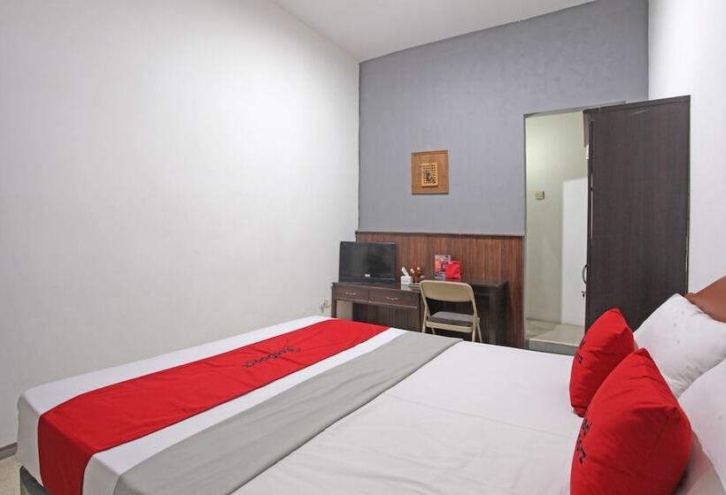 Номер Стандарт, Reddoorz @ Soekarno Hatta 2