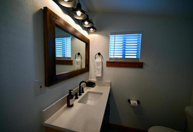חדר דלוקס, Blanco County Inn & Guesthouses