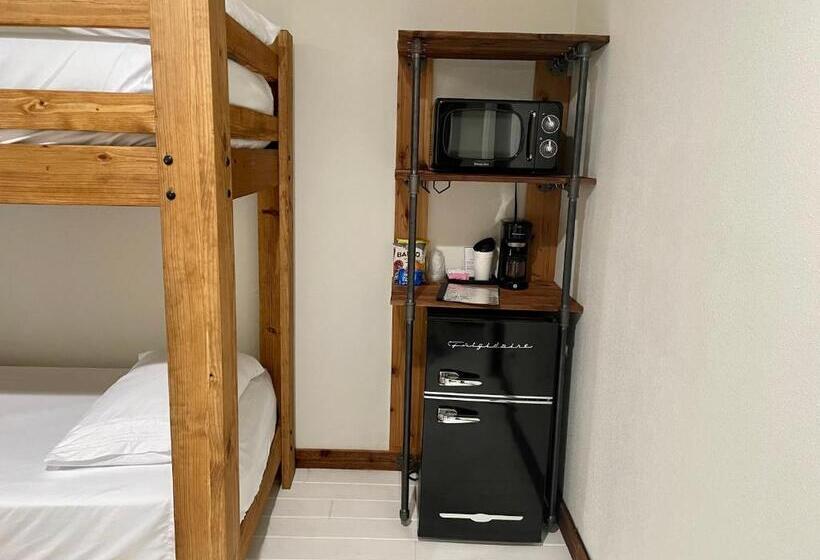 Quarto Familiar, Blanco County Inn & Guesthouses