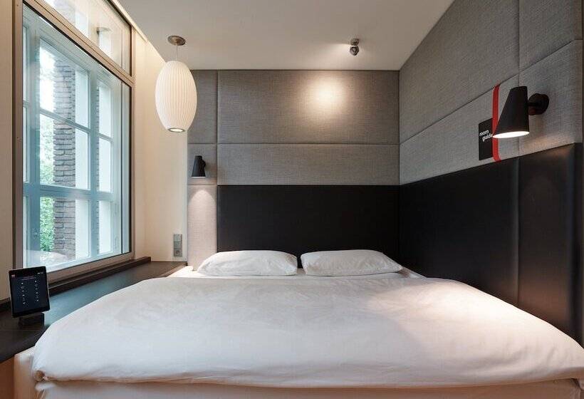 스탠다드 룸 킹사이즈 침대, Citizenm Amstel Amsterdam