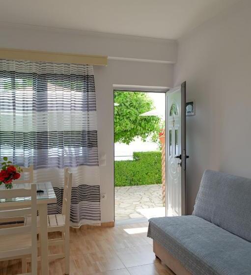 家庭海景房, Eduard Lagji Apartament