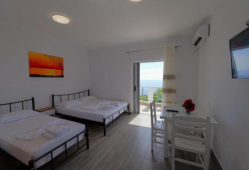 Triple Room Sea View, Eduard Lagji Apartament