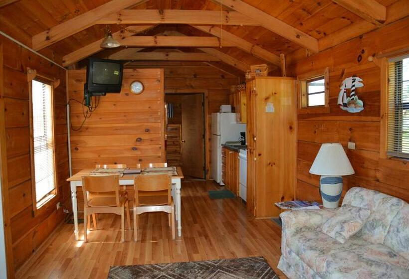 Бунгало Deluxe, Camp Mack, A Guy Harvey Lodge