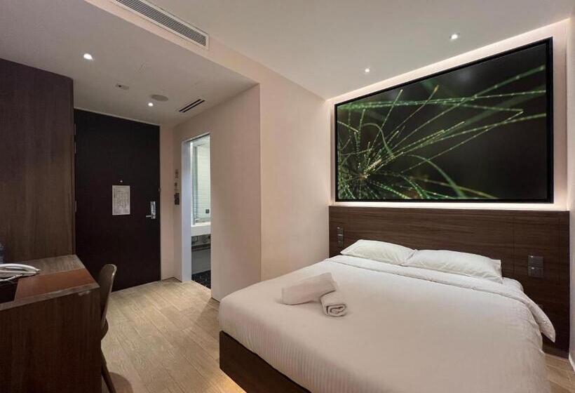 اتاق لوکس, A Hotel Bugis