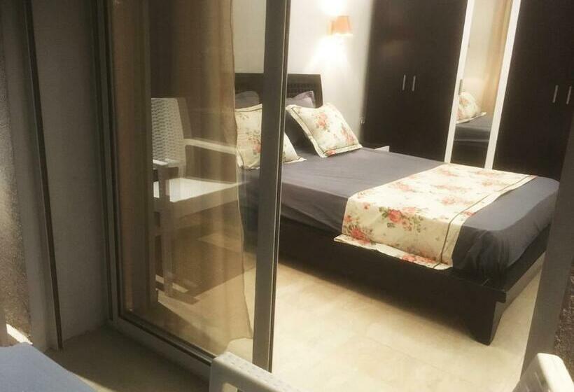 带1个卧室的带阳台的公寓, London House