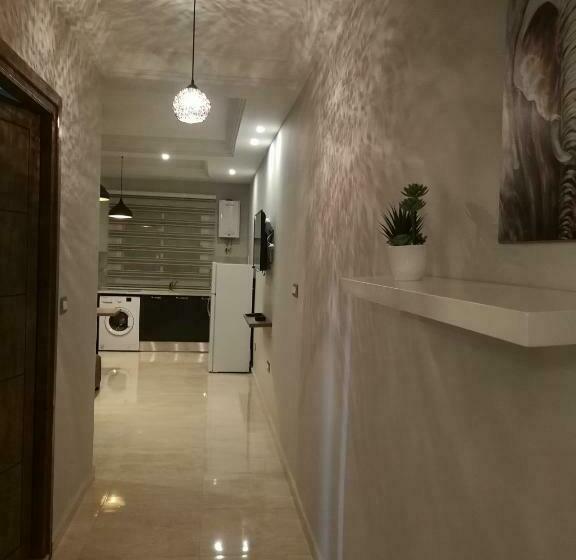 带1个卧室的带阳台的公寓, London House