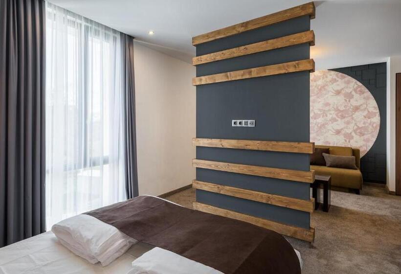 Apartamento 1 Dormitório, Várda Sport