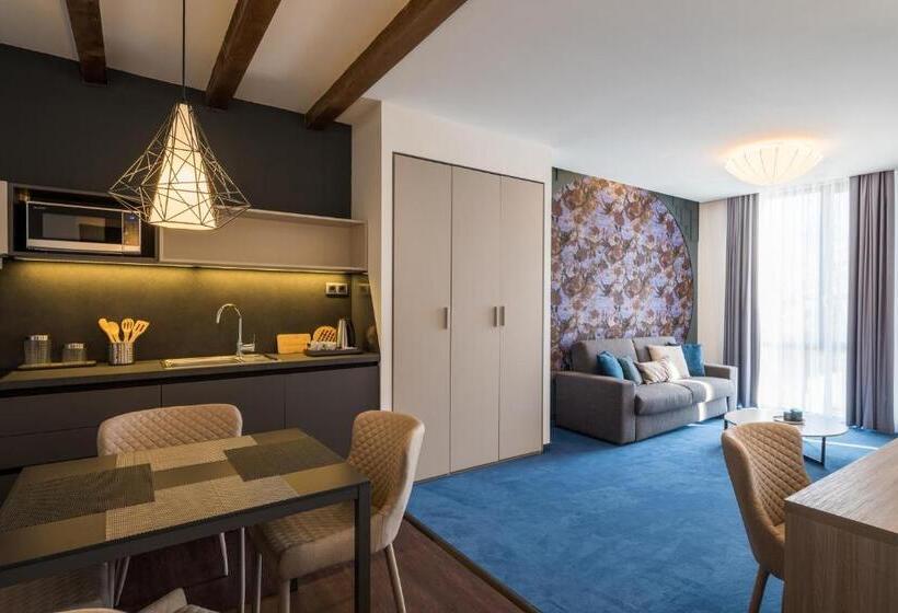 Apartamento 1 Dormitório, Várda Sport