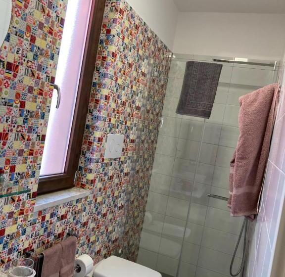 주니어 스위트, B&b Paris
