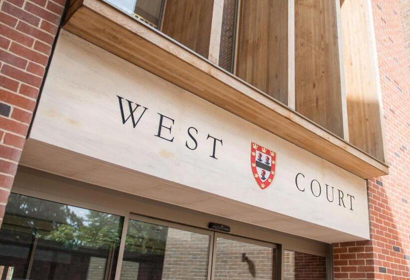 Номер Стандарт, West Court  Jesus College