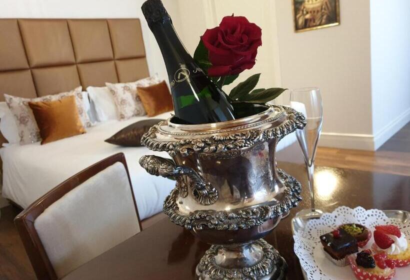 Полулюкс Одноместный с Террасой, Residenza Palazzo Fortuna   Boutique