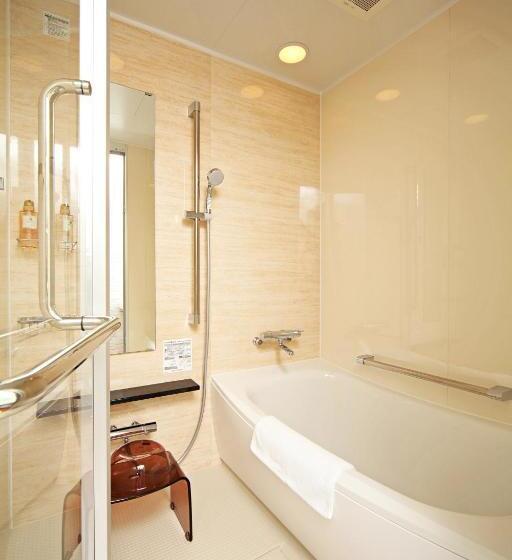 이코노미 룸, Smart Condo Tomari