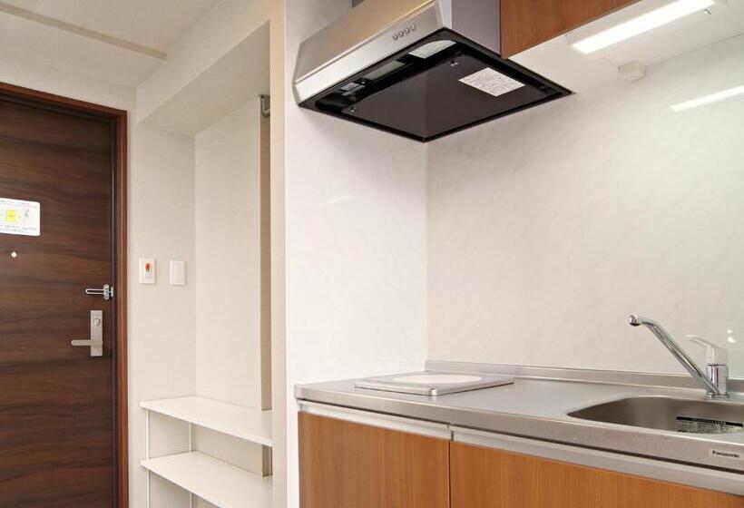 스탠다드 룸 킹사이즈 침대, Smart Condo Tomari
