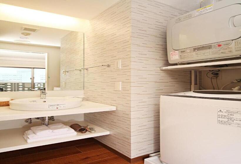 스탠다드 룸 킹사이즈 침대, Smart Condo Tomari