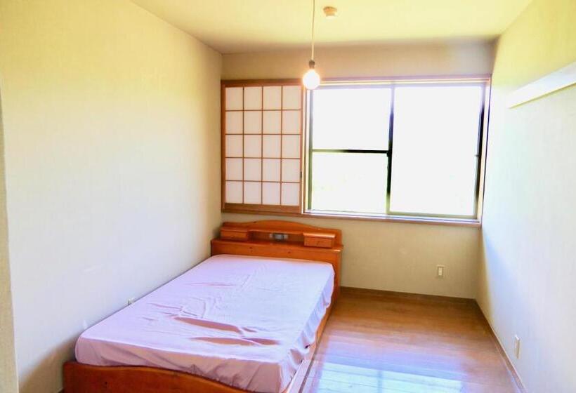 经济房, Fwa Guest House