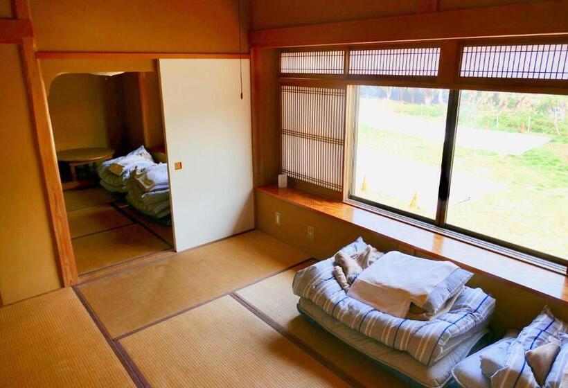 家庭山景房, Fwa Guest House