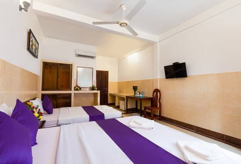غرفة عائلية, Botoum Hostel