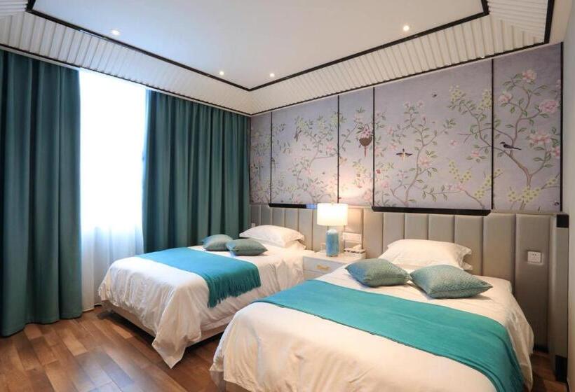 コンフォートルーム, Li River Resort Villa
