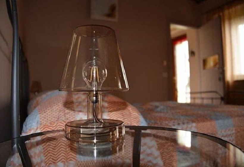 اتاق استاندارد با چشم‌انداز استخر, B&b Le Piote