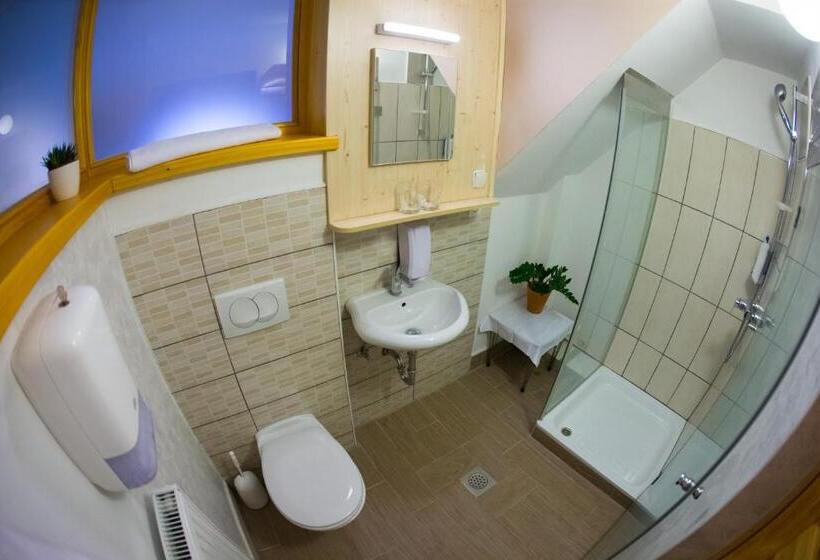 اتاق استاندارد با بالکن, Gluten Free Bed & Breakfast Dežela Okusov