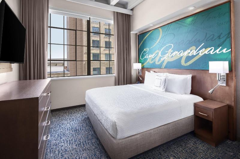 Люкс Кровать Кинг, Courtyard By Marriott Cape Girardeau Downtown