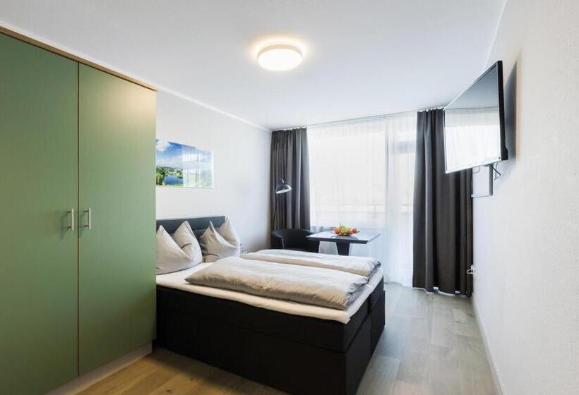 Номер Стандарт с Балконом, Centerroom München City