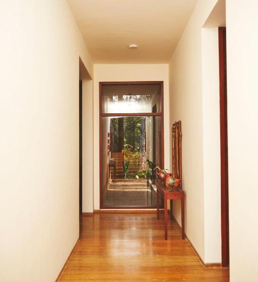 Вилла 3 Спальни, The Birchwood Retreat, Madikeri