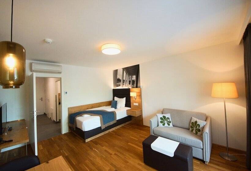豪华单人间, Parks 73 The Townhouse