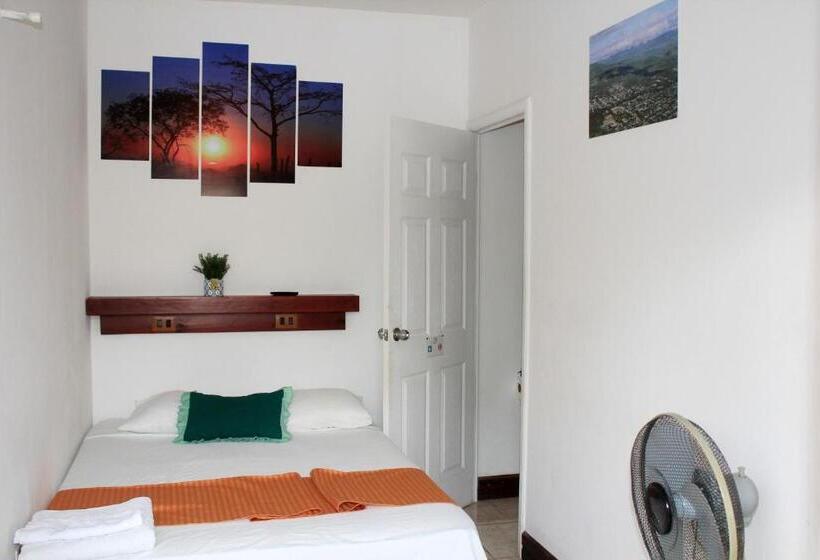 اتاق استاندارد, Hostal San José