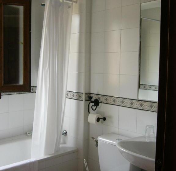 اتاق استاندارد, Hostal Calderon Cuenca