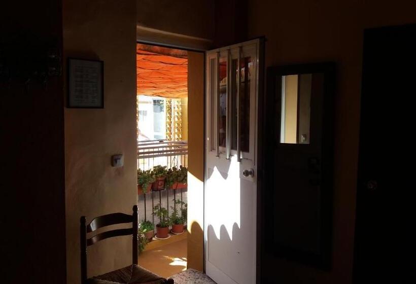 带观景的标准间, Hostal Manolo