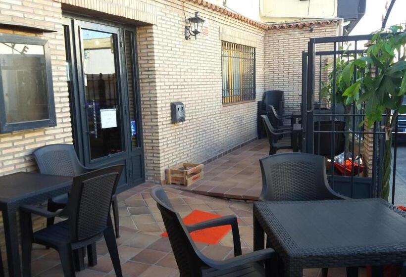 스탠다드 룸, Hostal Seseña