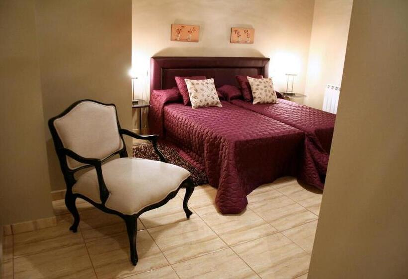 Номер Стандарт, Hostal Mesón Castilla