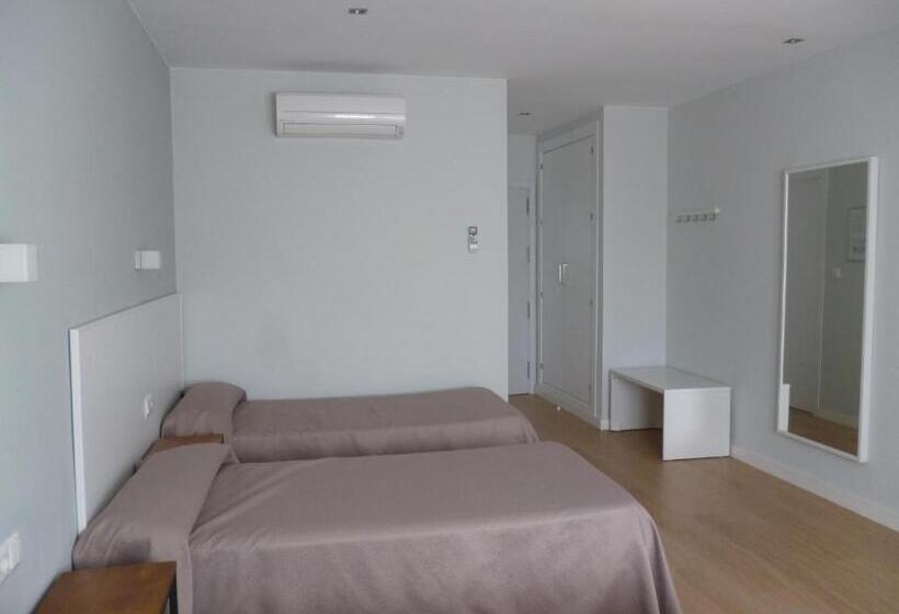 اتاق خانوادگی, Hostal Las Cumbres
