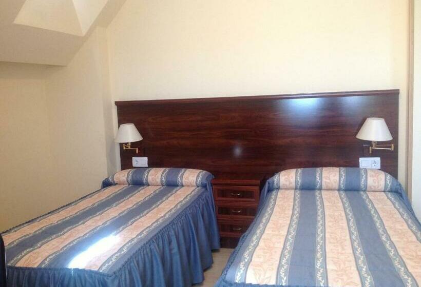 Номер Стандарт, Hostal San Froilan